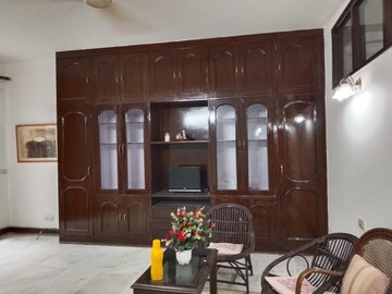 Living Room in 3 BHK Builder Floor at Hauz Khas – for Rent