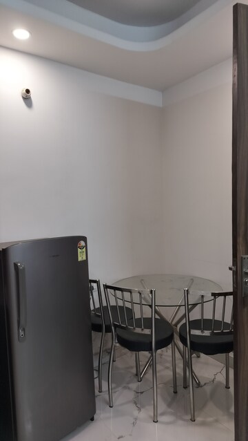 Furnished Amenities in 1 BHK Builder Floor at Saket – for Rent