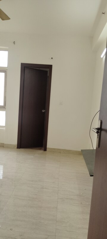 Room in 3 BHK Apartment at SPR Elysia, Sector 82 – for Rent