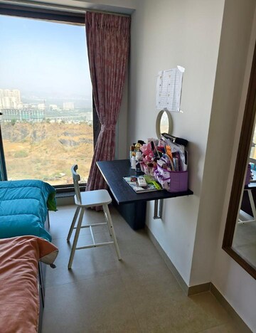 Team Area in 3 BHK Apartment at Kanakia Silicon Valley, Powai – for Rent