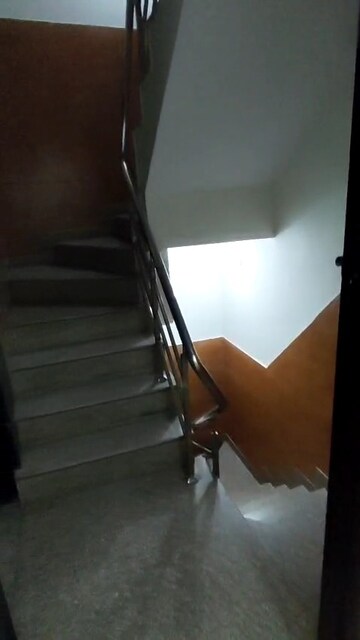 Furnished Amenities in 2 BHK Builder Floor at Malviya Nagar – for Rent