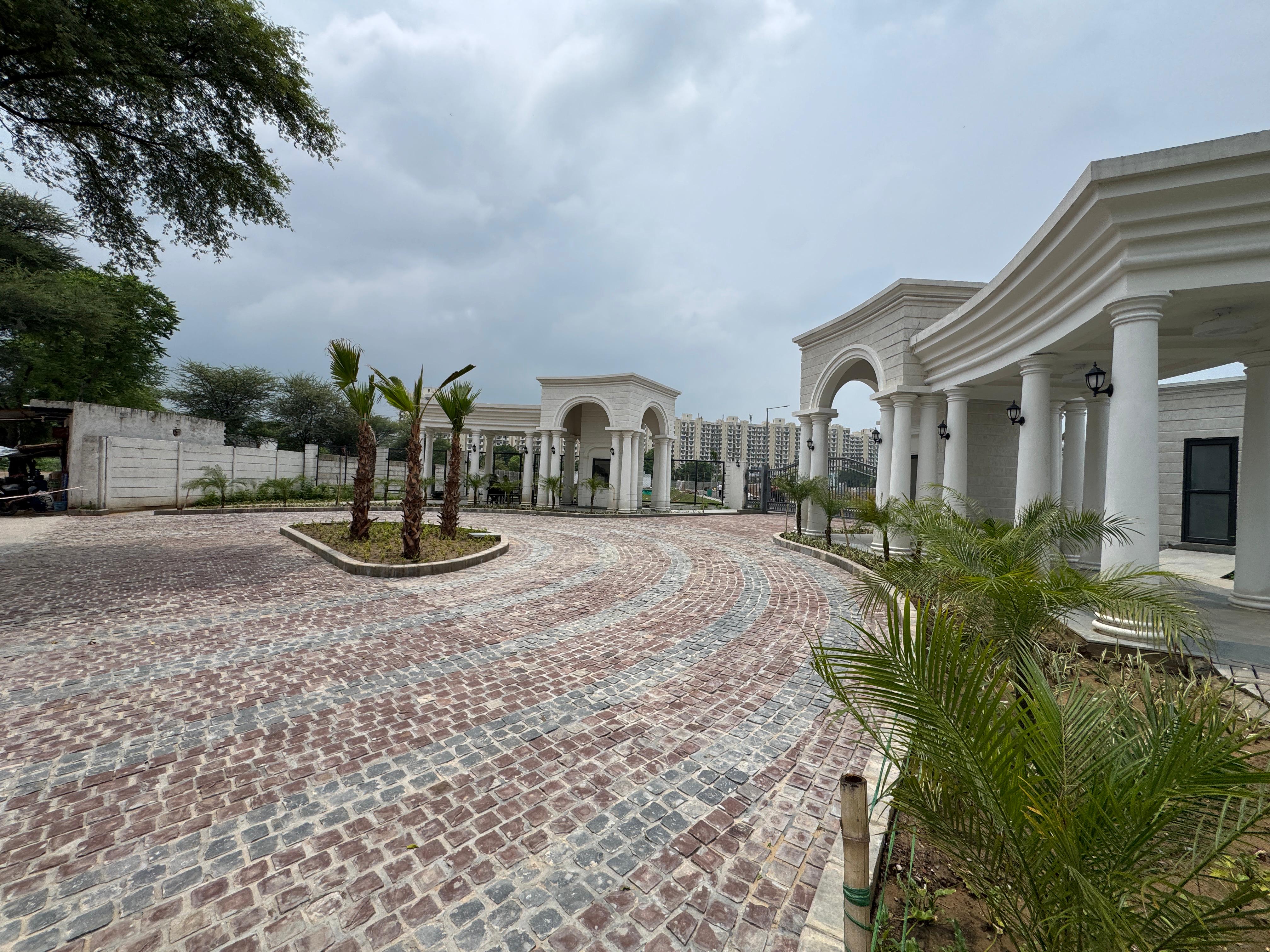 Plot For Sale in Ireo Nuspark