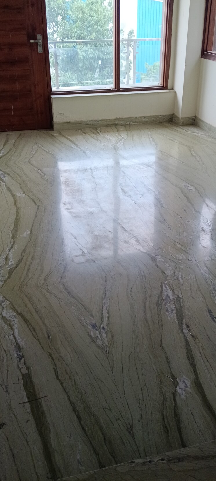 Bathroom, rwa-apartments-sector-26 3 Bedroom 200 Sq.Mt. Apartment In Sector 26 Noida 9022170