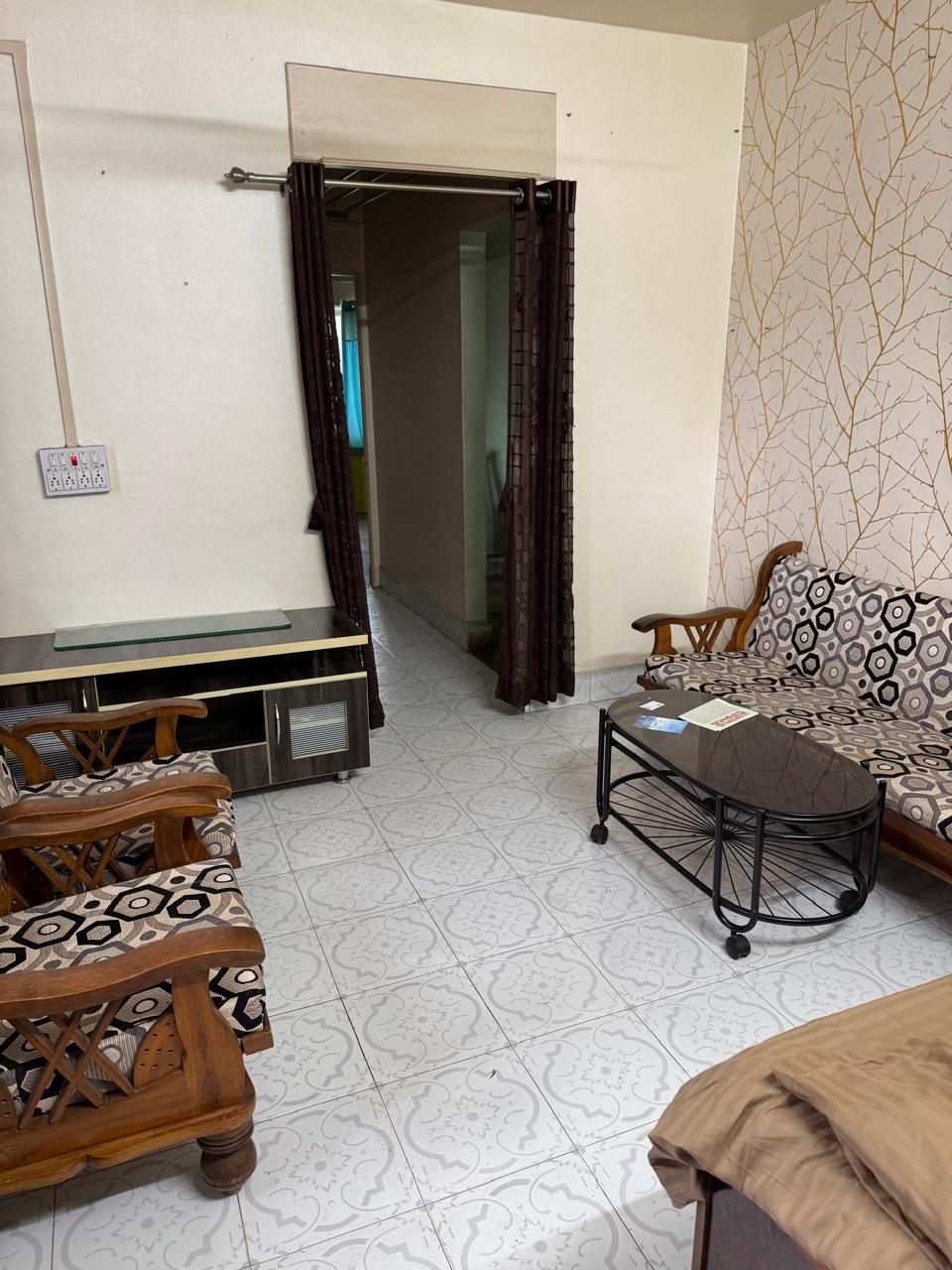 1 BHK Apartment For Rent in Abhishekha Apartment