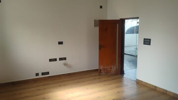 Room in 5 BHK Independent House at Yelahanka – for Sale