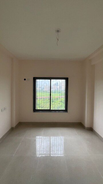Room in 1 BHK Apartment at Mhada Building Vikhroli East, Vikhroli East – for Rent