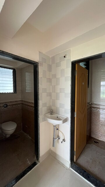 Bathroom in 1 BHK Apartment at Mhada Building Vikhroli East, Vikhroli East – for Rent