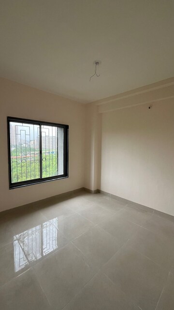 Room in 1 BHK Apartment at Mhada Building Vikhroli East, Vikhroli East – for Rent