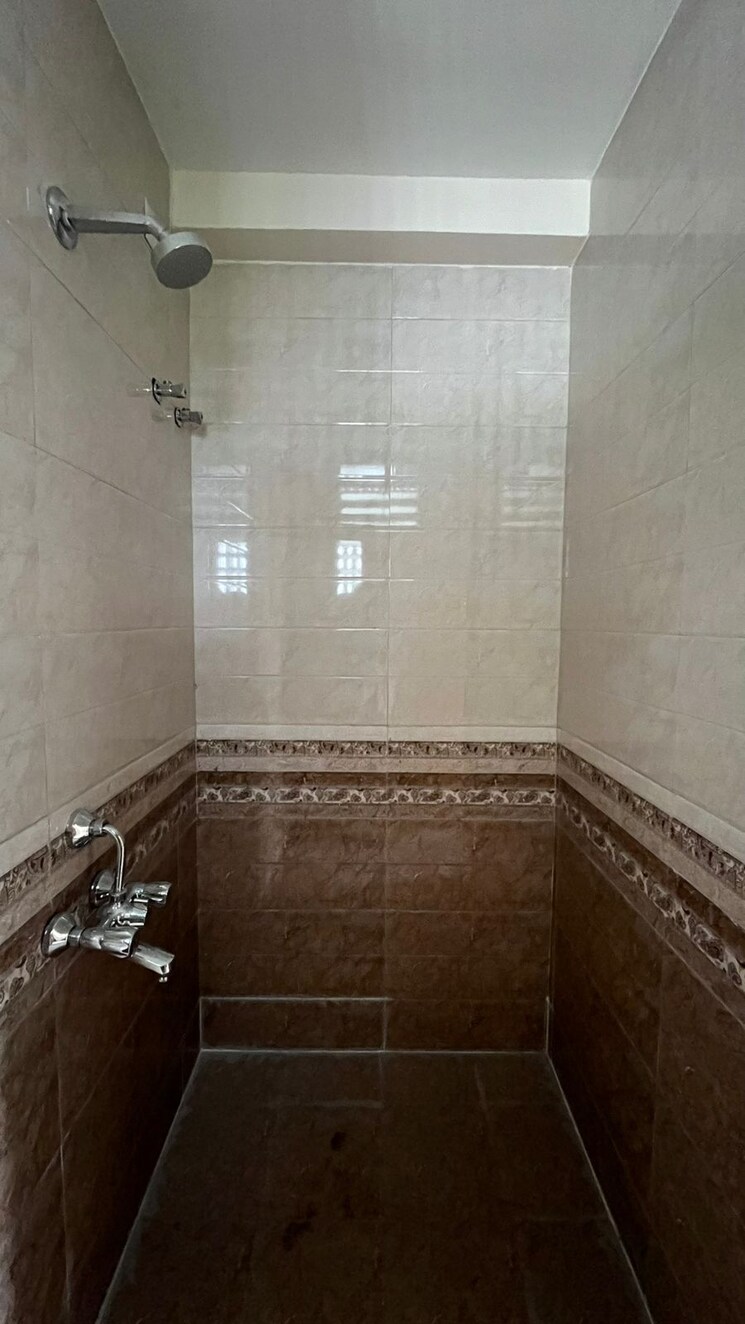 Bathroom, mhada-building-vikhroli-east 1 Bedroom 480 Sq.Ft. Apartment In Vikhroli East Mumbai 9022277