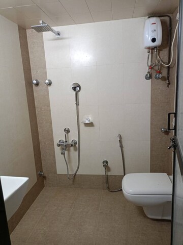 Bathroom in 1 BHK Apartment at Ishan CHS Matunga, Matunga East – for Rent