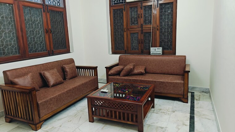 Living Room, east of kailash 3 Bedroom 155 Sq.Yd. Builder Floor In East Of Kailash Delhi 9022338