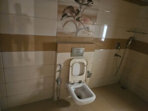 Bathroom in 6 BHK Villa at Sector 39 – for Sale
