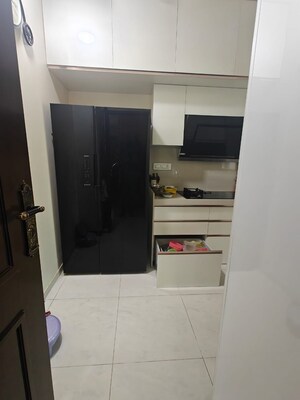 Furnished Amenities in 3 BHK Apartment at Hiranandani Heritage Tower, Powai – for Sale