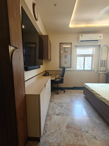 Kitchen in 3 BHK Apartment at Hiranandani Heritage Tower, Powai – for Sale