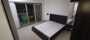 Furnished Amenities in 3 BHK Apartment at Borivali West – for Rent