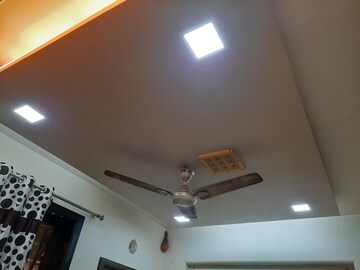 Furnished Amenities in 2 BHK Apartment at Borivali West – for Rent
