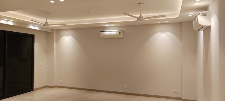 Room, safdarjung enclave 3 Bedroom 200 Sq.Yd. Builder Floor In Safdarjung Enclave Delhi 9022337