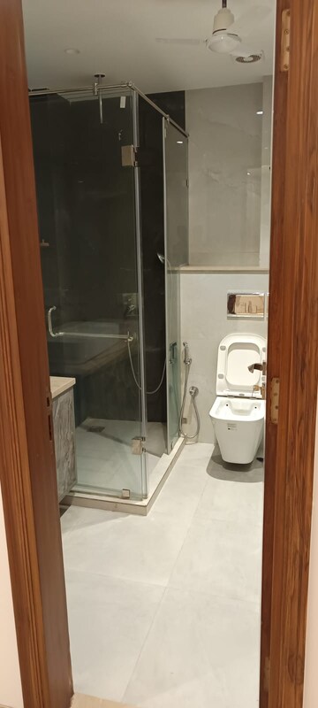 Bathroom in 3 BHK Builder Floor at Safdarjung Enclave – for Rent