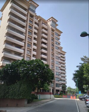 3 BHK Apartment – Exterior View View at Central Park I, Sector 42 - for Sale