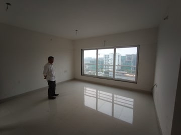 Room in 1 BHK Apartment at Krishna Heritage, Chembur – for Rent