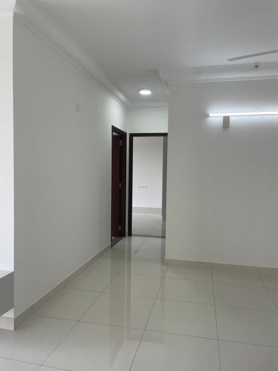 2 BHK Apartment For Rent in Puravankara Palm Beach