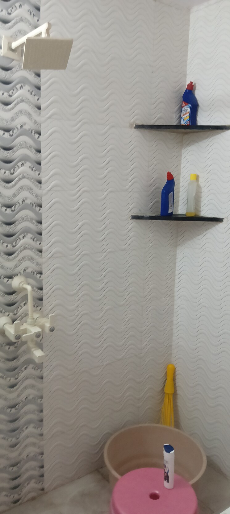 Bathroom, nda-rail-vihar 3 Bedroom 1450 Sq.Ft. Apartment In Sector 33 Noida 9022421