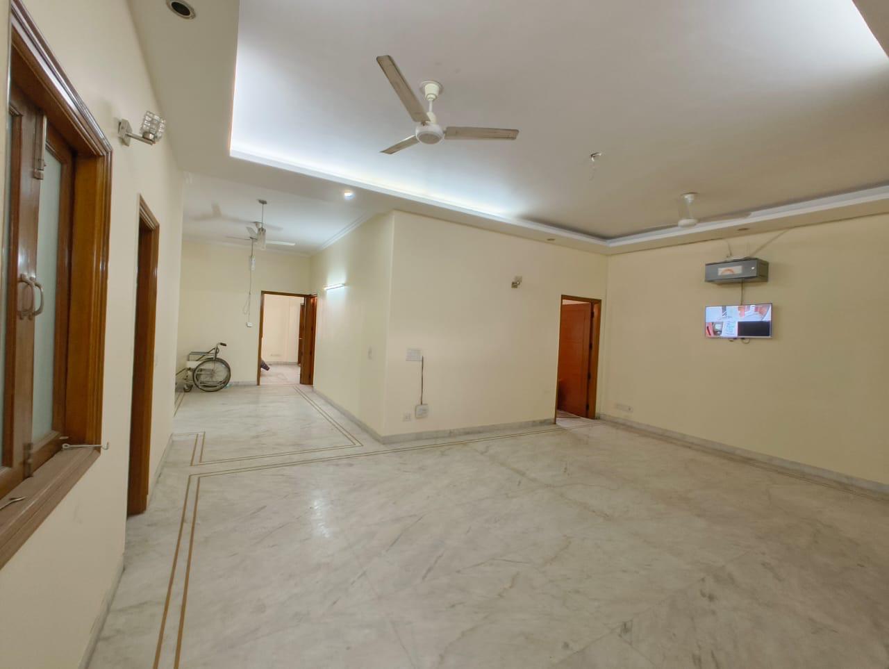 3 BHK Builder Floor For Sale in Chittaranjan Park 