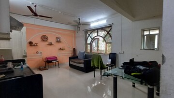 2 BHK Apartment For Rent in Panch Pakhadi