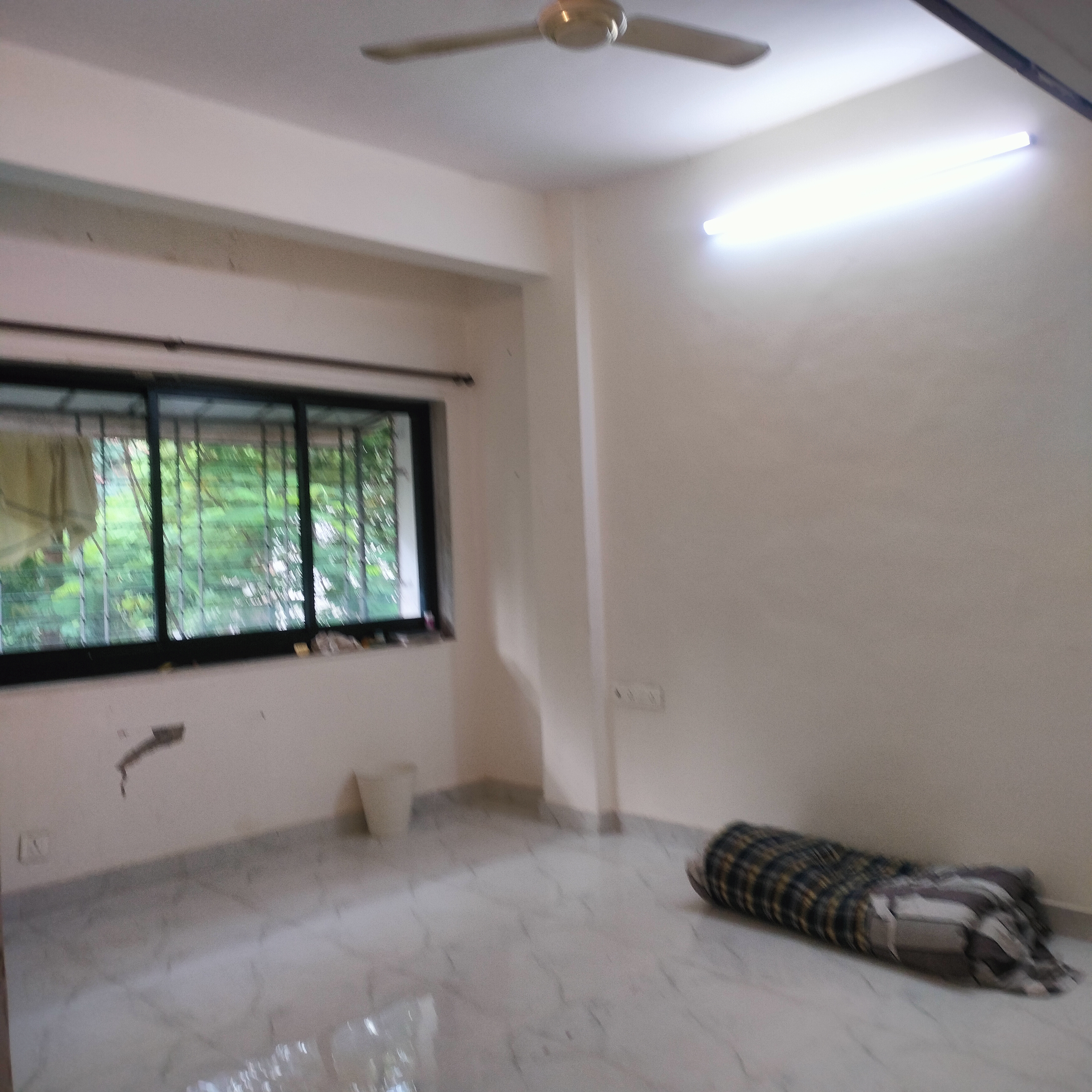 2 BHK Apartment For Rent in Oshiwara Mhada