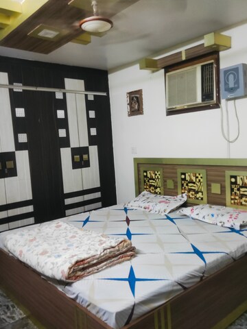 Bedroom in 1 BHK Builder Floor at Lajpat Nagar I – for Rent