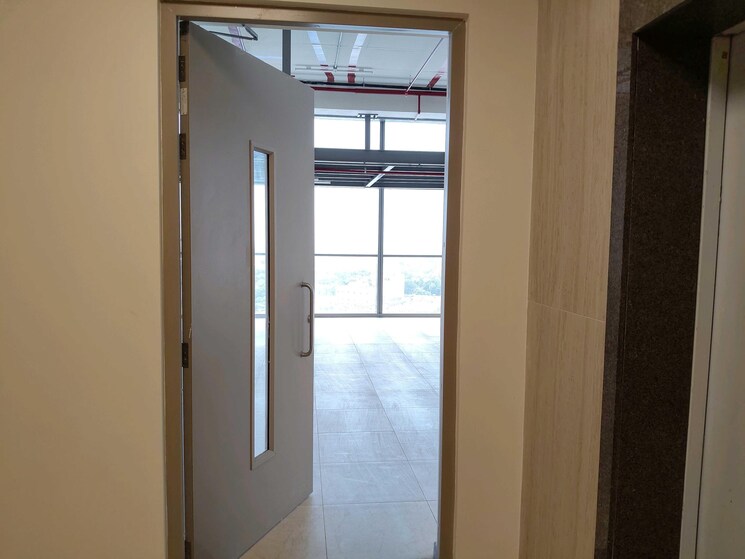 undefined, db-orchid-turf-view Commercial Office Space 1870 Sq.Ft. In Mahalaxmi Mumbai 9022443