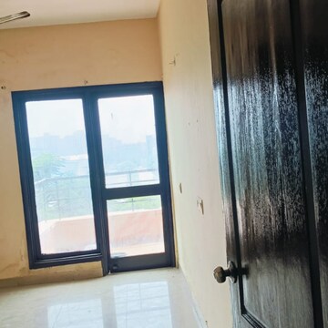 Building Lobby in 3.5 BHK Apartment at RPS Savana, Sector 88 – for Rent