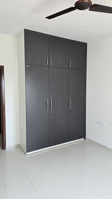 Furnished Amenities in 3 BHK Apartment at L&T Raintree Boulevard, Hebbal – for Rent