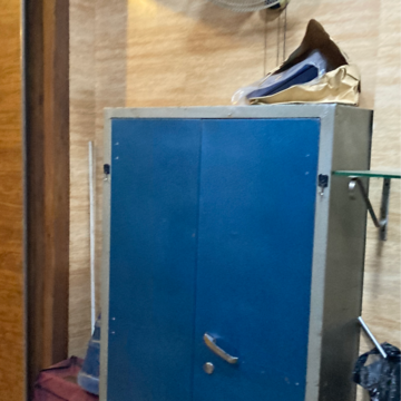 Furnished Amenities in 1 RK Apartment at Arun Vihar Sector 37, Sector 37 – for Rent