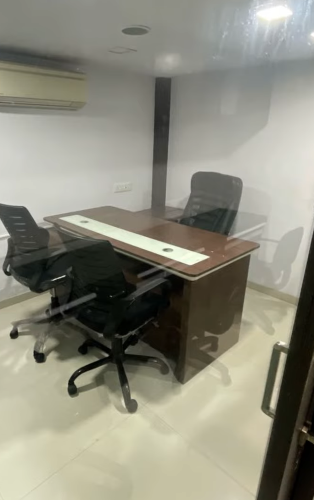 Office Space For Rent in Satra Plaza