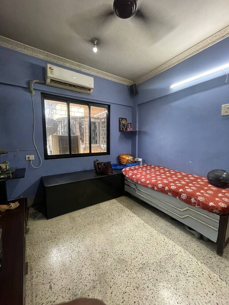 Master Bedroom, om-shree-ganesh-chhaya-chs 2 Bedroom 700 Sq.Ft. Apartment In Chembur Mumbai 9022515