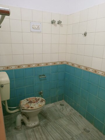 Bathroom in 3 BHK Builder Floor at Gomti Nagar – for Rent