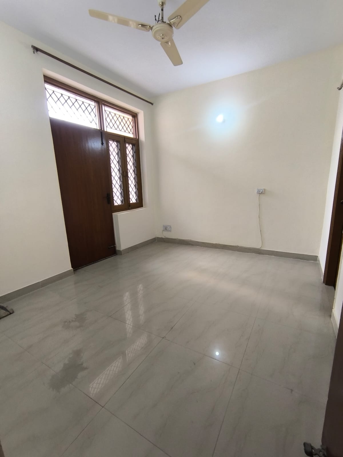 3 BHK 300 Sq.Yd. Builder Floor in Sushant Lok 2