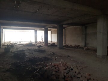  Showroom – Exterior View View at Allahabad Road - for Rent