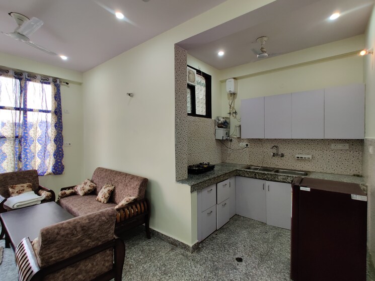 Living Room, gaur-city-2-14th-avenue 2 Bedroom 956 Sq.Ft. Apartment In Sector 16c Greater Noida Greater Noida 9022571