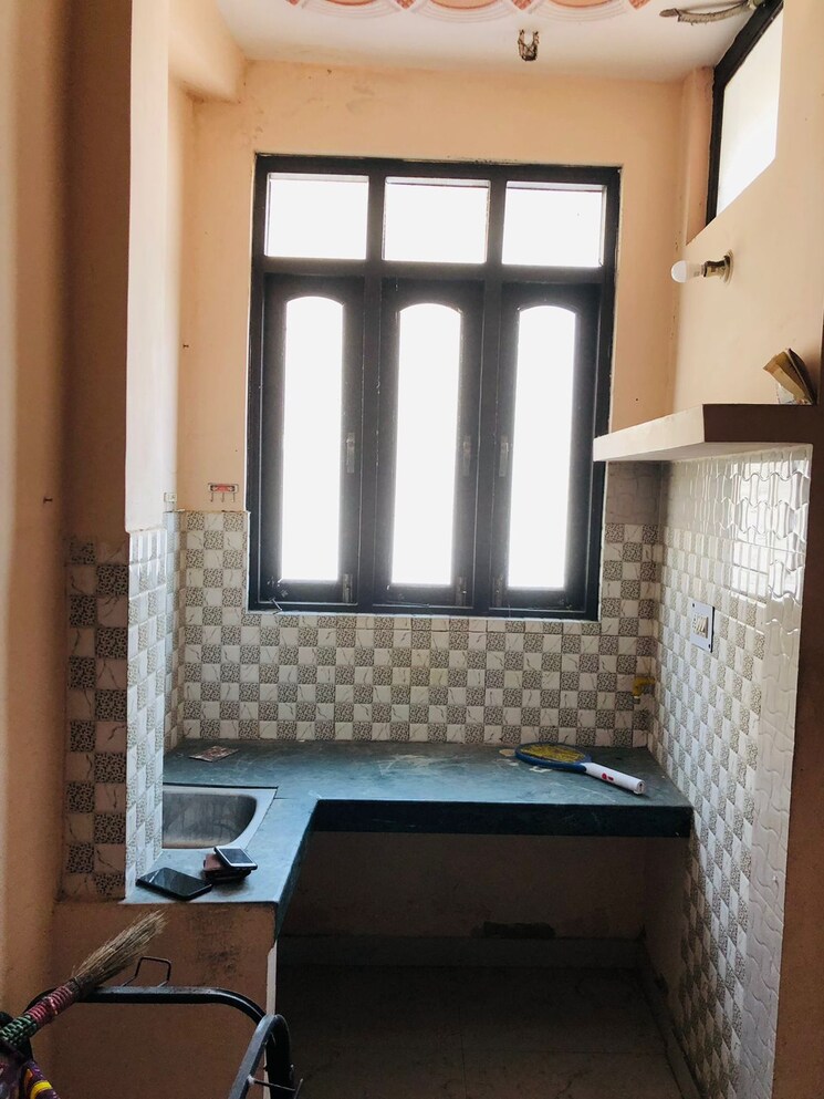 Living Room, mayur vihar 1.5 Bedroom 450 Sq.Ft. Builder Floor In Mayur Vihar Delhi 9022580