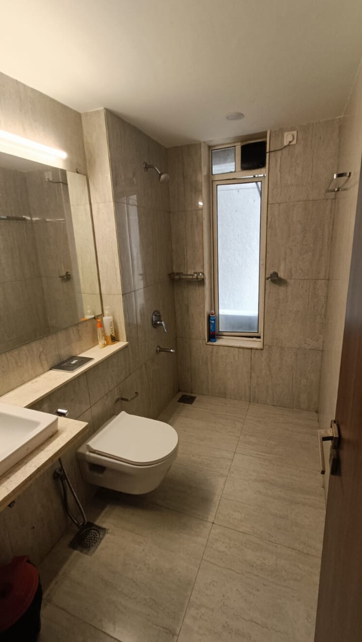 Bathroom, runwal-elegante 3 Bedroom 1454 Sq.Ft. Apartment In Andheri West Mumbai 9022596