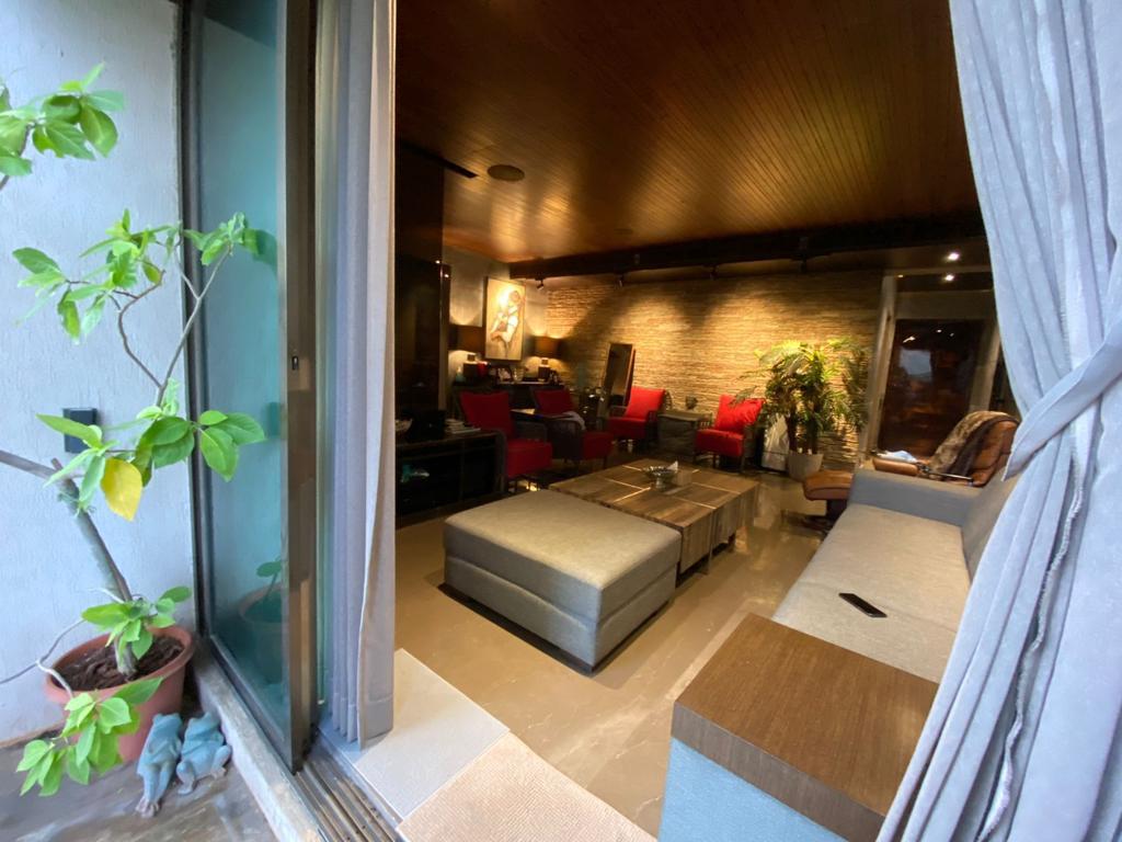 2.5 BHK Apartment For Rent in Oberoi Springs