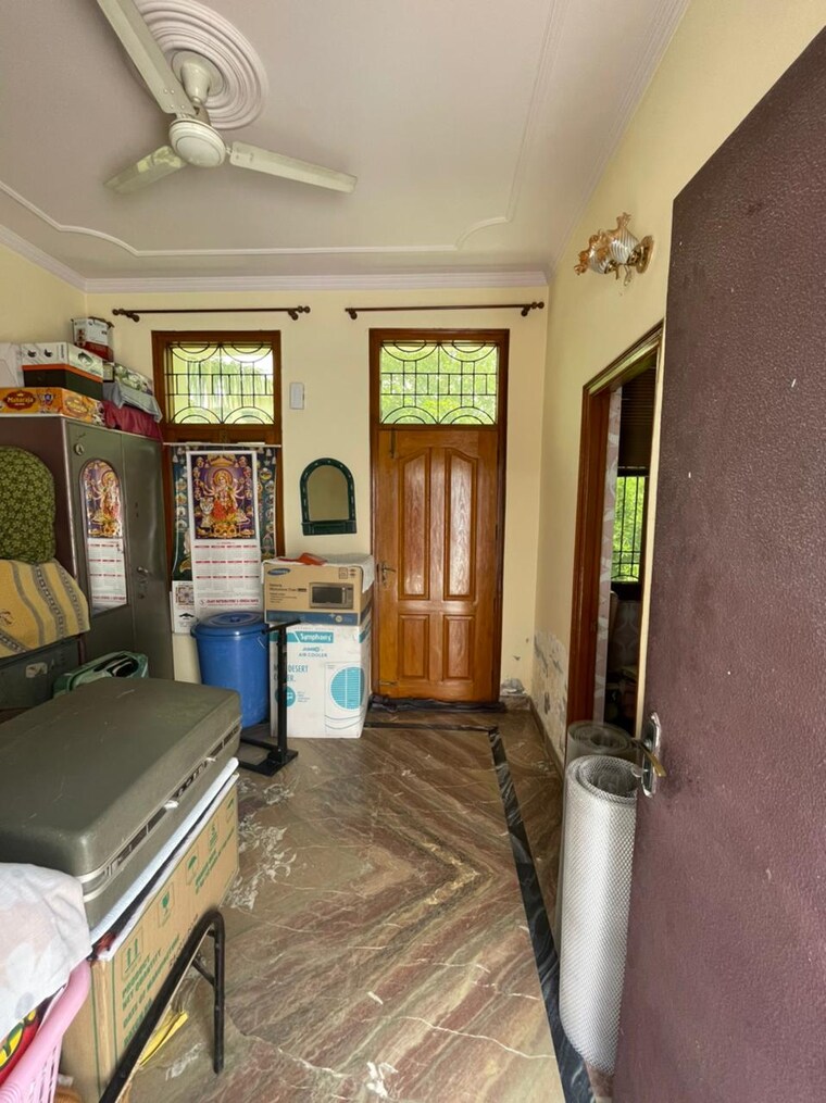 Living Room, sector 47 4 Bedroom 112 Sq.Mt. Villa In Sector 47 Noida 9022628