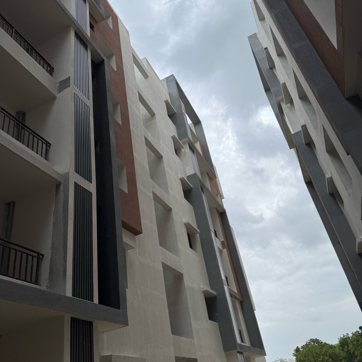 3.5 BHK + Pooja Room,Servant Room Apartment For Sale in My Home Mangala