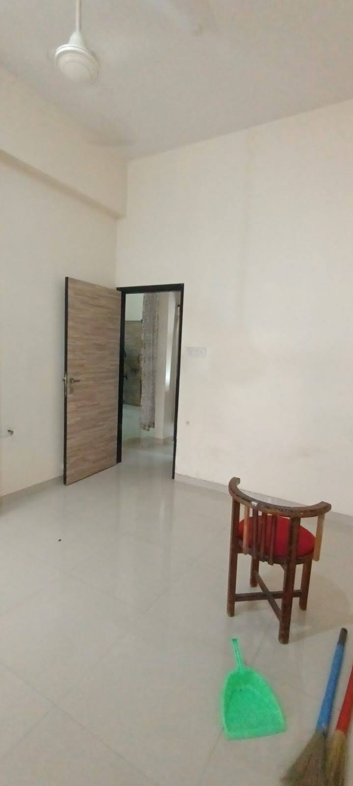 1 BHK 450 Sq.Ft. Apartment in Hemlata Apartment Matunga