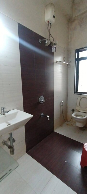 Bathroom in 1 BHK Apartment at Hemlata Apartment Matunga, Matunga East – for Rent