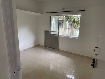 Room in 1 BHK Apartment at Kothrud – for Rent
