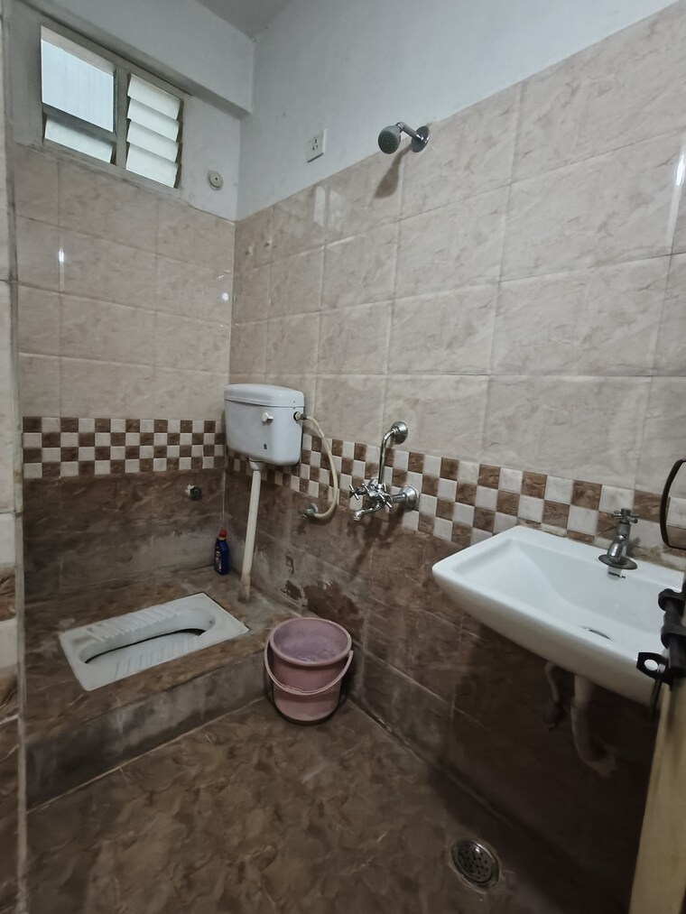 Bathroom, bandlaguda jagir 2 Bedroom 1080 Sq.Ft. Apartment In Bandlaguda Jagir Hyderabad 9022674