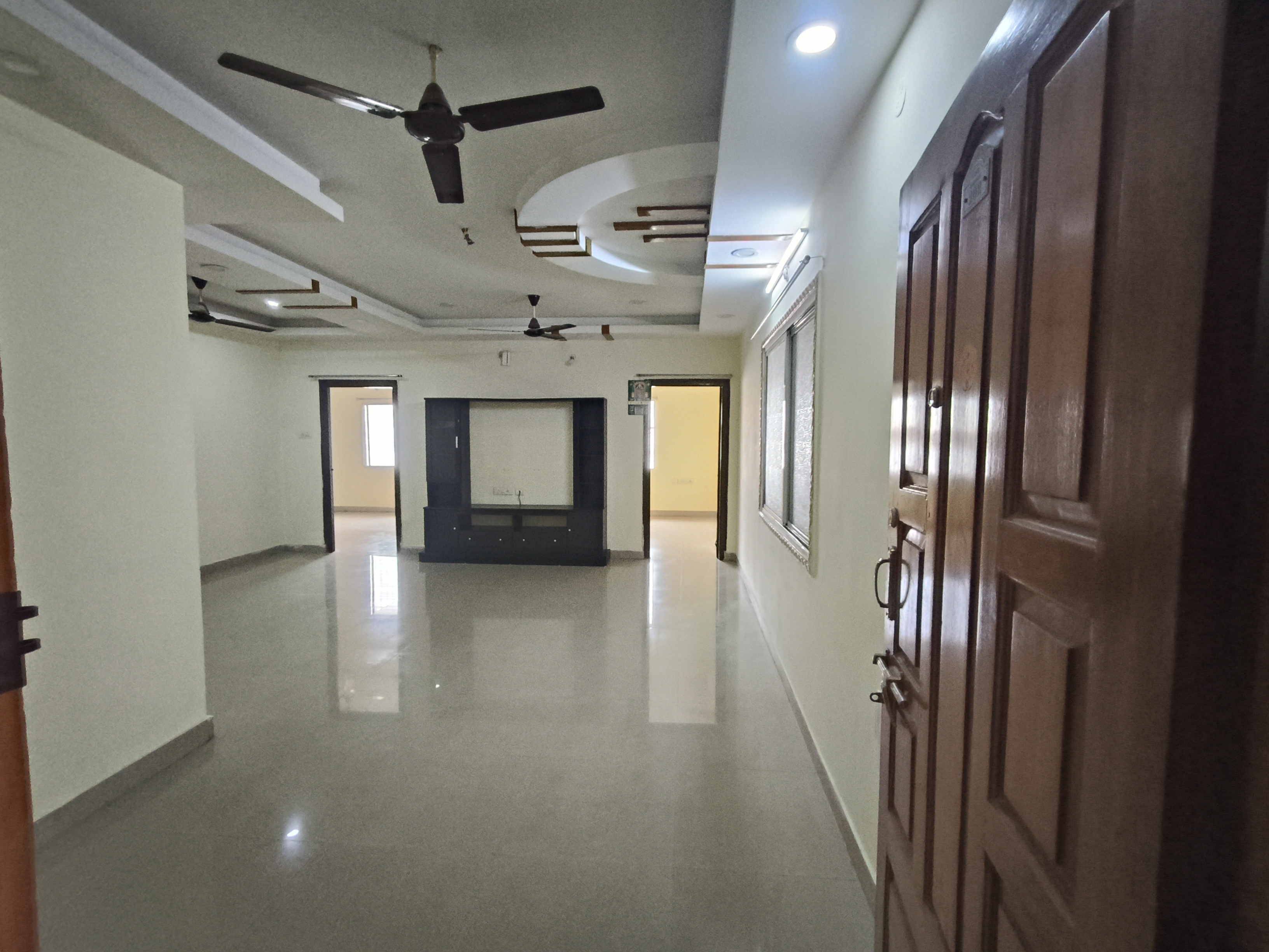 2 BHK Apartment For Sale in 2 Bhk Flat For Sale Bandl